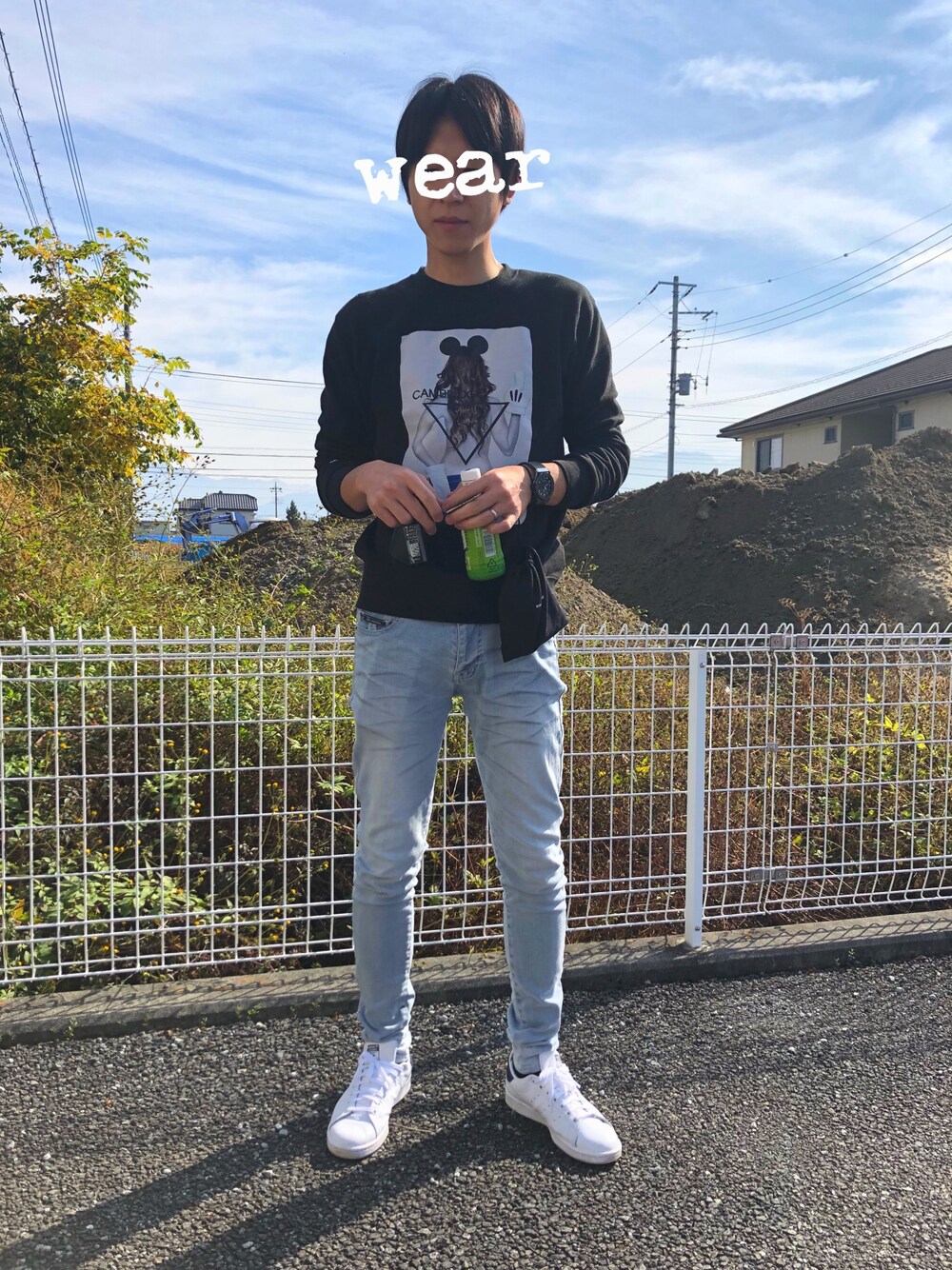 「シンプルおしゃれが好き、大人カジュアル、秋コーデ、シンプルコーデ、いいね、save、フォローお願いします🤑、巾着バッグ、デニムパンツ」｜「JACKROSEのアイテム（スウェット、ブラック系）」を使った、Harukanaさん（レディース・155cm）の秋コーディネートの1枚目の写真