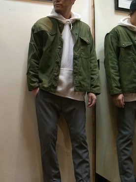 「OLD PARK（オールドパーク）のアイテム（スラックス）」を使った、gigileさん（メンズ・180cm）の春コーディネート