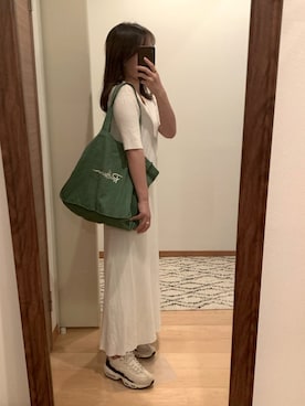 「NIKE（ナイキ）のナイキ エア マックス 95 プレミアム コントラスト ウィメンズシューズ / NIKE AIR MAX 95 PREMIUM CONTRAST（スニーカー）」を使った、nagiさん（レディース・155cm）の秋コーディネート