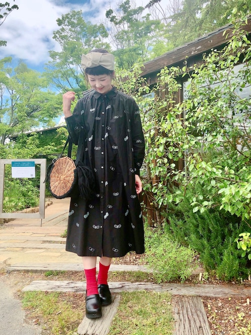 mina perhonen グリーン シャツワンピース mina perhonenのシャツワンピースを使った人気ファッション