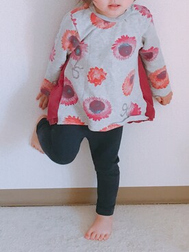 「HAKKA KIDS（ハッカキッズ）のアイテム（トップス、レッド系）」を使った、Anneさん（キッズ・90cm）の春コーディネート