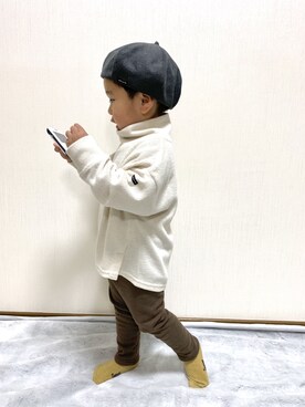 「西松屋」｜「アイテム（ハンチング/ベレー帽）」を使った、𝘴𝘺_𝘤𝘩𝘢𝘮さん（キッズ・90cm）の冬コーディネート