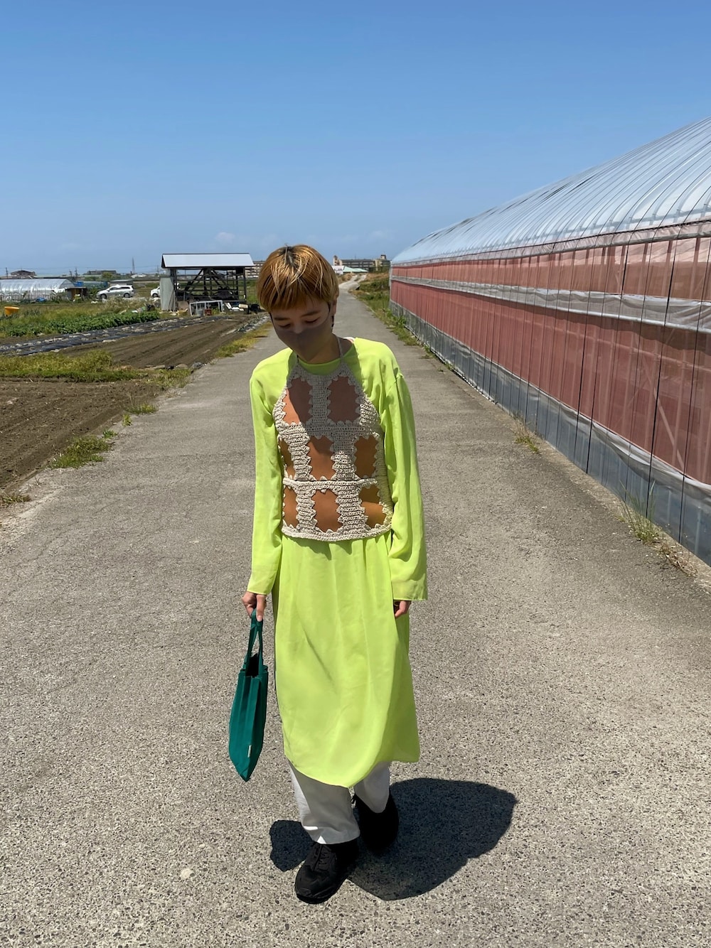 6（ロク）の「＜6(ROKU)＞CROCHET×FAKE LEATHER HALTER NECK