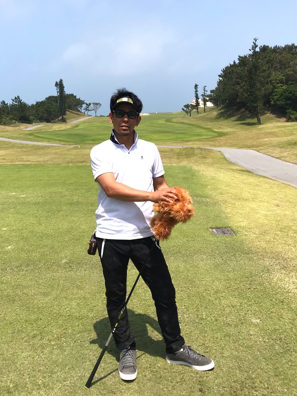 MARK&LONA マークアンドロナ ラメ混グリッター リーフ柄 サンバイザー MARK & LONAのサンバイザーを使った人気ファッション