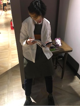 Eli Luoさんのコーディネート