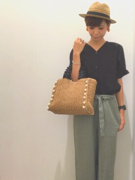 「SEVENDAYS=SUNDAY（セブンデイズサンデイ）のアイテム（ハンドバッグ）」を使った、YUKAKOさん（レディース・162cm）の夏コーディネート
