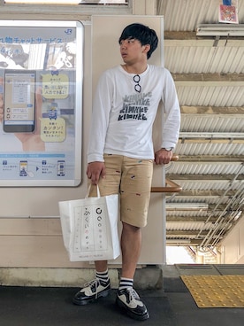 「TOMMY（トミー）のアイテム（パンツ）」を使った、うるぐすさん（メンズ・171cm）の秋コーディネート
