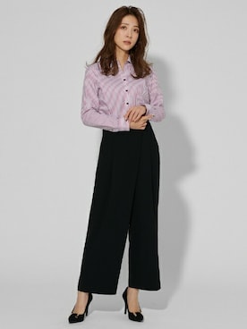「アイテム（ビジネスシャツ）」を使った、TOKYO_SHIRTSさん（レディース・166cm）の冬コーディネート