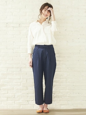 「アイテム（チノパンツ）」を使った、TOKYO_SHIRTSさん（レディース・170cm）の冬コーディネート