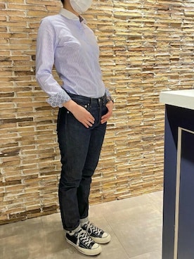 「アイテム（ビジネスシャツ）」を使った、TOKYO_SHIRTSさん（レディース・166cm）の冬コーディネート