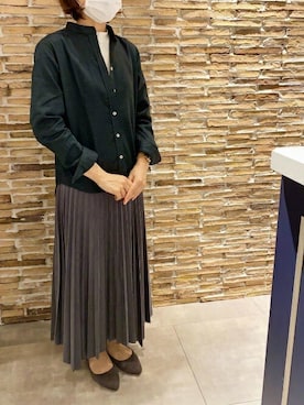 「アイテム（ビジネスシャツ）」を使った、TOKYO_SHIRTSさん（レディース・156cm）の冬コーディネート
