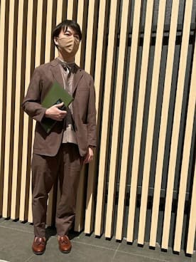 「アイテム（ビジネスシャツ）」を使った、TOKYO_SHIRTSさん（メンズ・182cm）の春コーディネート