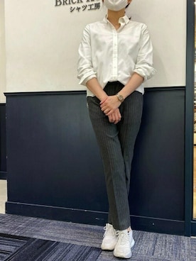 「アイテム（ビジネスシャツ）」を使った、TOKYO_SHIRTSさん（レディース・167cm）の春コーディネート