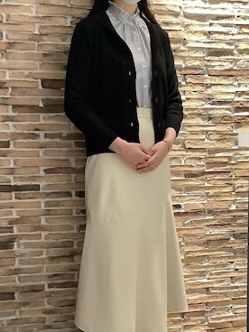 「アイテム（ビジネスシャツ）」を使った、TOKYO_SHIRTSさん（レディース・157cm）の冬コーディネート