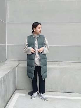 「JEANASIS（ジーナシス）のアイテム（ダウンベスト）」を使った、古屋美咲さん（レディース・166cm）の秋コーディネート