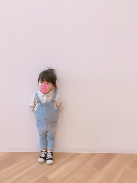 「OLD NAVY（オールドネイビー）のアイテム（サロペット/オーバーオール）」を使った、なるみかんさん（キッズ・80cm）の春コーディネート