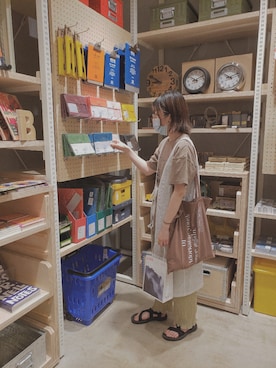 「BEAMS LIGHTS」｜「アイテム（その他）」を使った、🍪norabearさん（レディース・160cm）の秋コーディネート