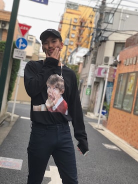 「UNDERCOVER（アンダーカバー）のアイテム（Tシャツ/カットソー、ブラック系）」を使った、KANさん（メンズ・180cm）の秋コーディネート