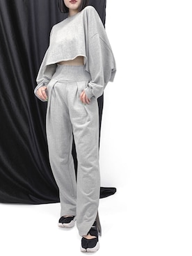 「LVEU.（ラブユ.）のアイテム（セットアップ）」を使った、LVEU.さん（レディース・167cm）の春コーディネート
