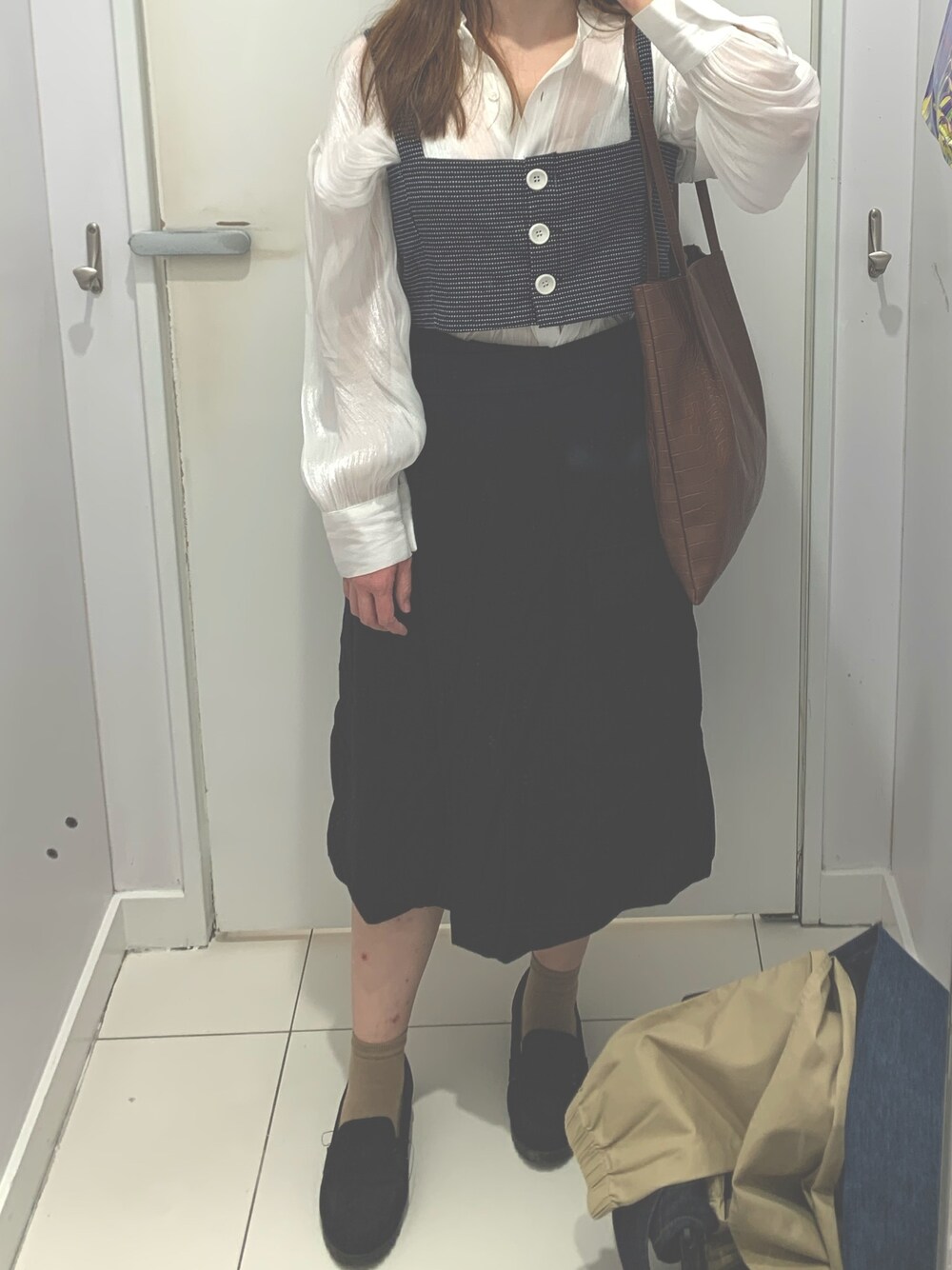 「iTのアイテム（スカート、ブラック系）」を使った、laleloveさん（レディース・156cm）の冬コーディネートの1枚目の写真