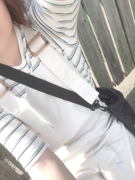 「RETRO GIRL（レトロガール）のアイテム（サロペット/オーバーオール）」を使った、うおたさん（レディース・155cm）の春コーディネート