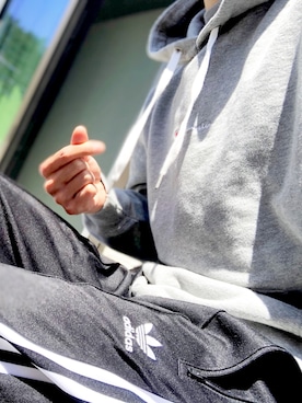 「チャンピオン パーカー」｜yusanさん（メンズ・179cm）の春コーディネート