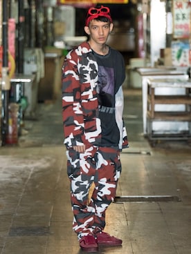 「Taiwan」｜「アイテム（財布/小物）」を使った、GigaLiuさん（メンズ・173cm）の秋コーディネート