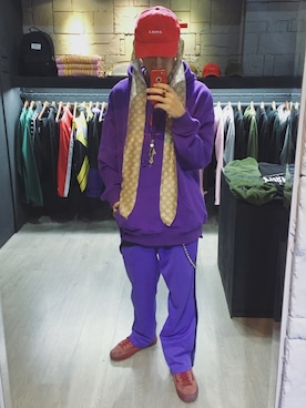 「Taiwan」｜「アイテム（財布/小物）」を使った、GigaLiuさん（メンズ・173cm）の秋コーディネート