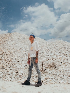 「PROFOUND AESTHETIC（プロファウンドエステティック）のアイテム」を使った、GigaLiuさん（メンズ・173cm）の夏コーディネート