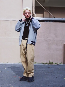 「LACOSTE（ラコステ）のアイテム（ノーカラージャケット）」を使った、GigaLiuさん（メンズ・173cm）の冬コーディネート