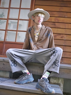 「DIDDI STUDIOのアイテム（ハット、ベージュ系）」を使った、GigaLiuさん（メンズ・173cm）の秋コーディネート