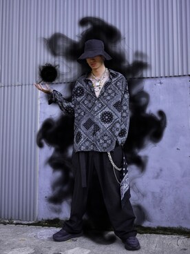 「eclectic（エクレクティク）のアイテム（シャツ/ブラウス、ブラック系）」を使った、GigaLiuさん（メンズ・173cm）の秋コーディネート