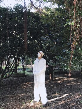 「Mujiのアイテム（ニットキャップ/ビーニー、ホワイト系）」を使った、GigaLiuさん（メンズ・173cm）の春コーディネート