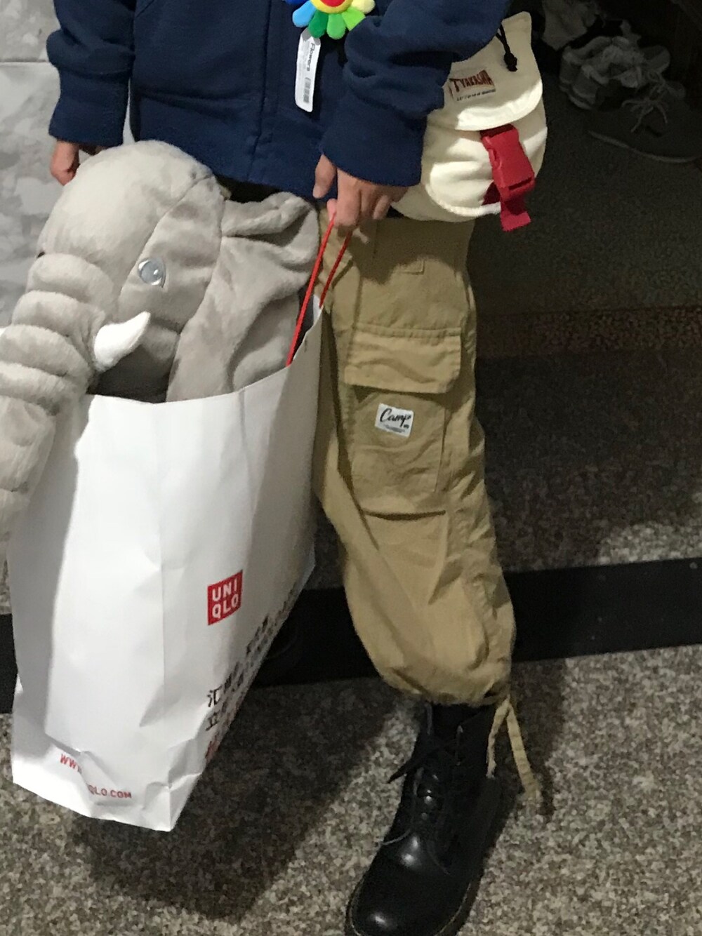 「UNIQLOのアイテム（ジャケット/アウター、ブルー系）」を使った、璐璐起床了吗さん（レディース・155cm）の秋コーディネートの1枚目の写真