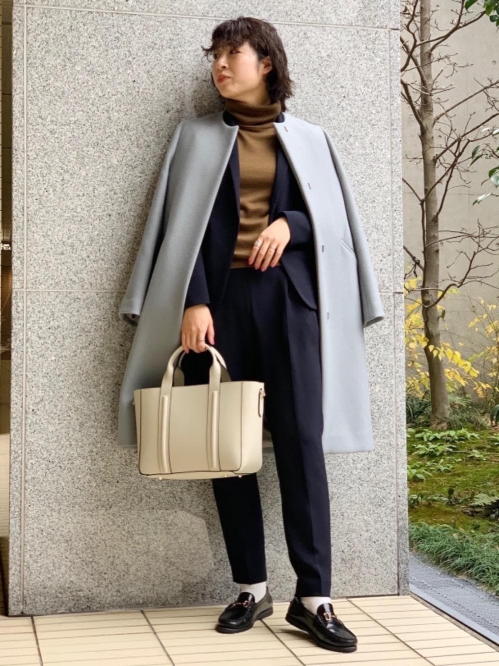 「office、くすみカラー、Easy Set Up、一押しのアウタースタイル」｜「green label relaxingの[ 手洗い可能 / プリュックス ] ◆D テーラード ジャケット ◇No1◇（テーラードジャケット、ブルー系）」を使った、tobiyama_mさん（レディース・167cm）の冬コーディネートの1枚目の写真