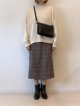 「UNIQLO（ユニクロ）のスウェットクルーネックシャツ（長袖）（パーカー、ホワイト系）」を使った、ゆきさん（レディース・163cm）の冬コーディネート