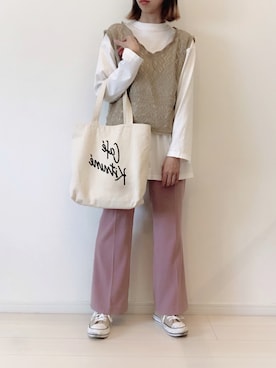 「GU（ジーユー）のアイテム（トップス、ホワイト系）」を使った、ゆきさん（レディース・163cm）の春コーディネート