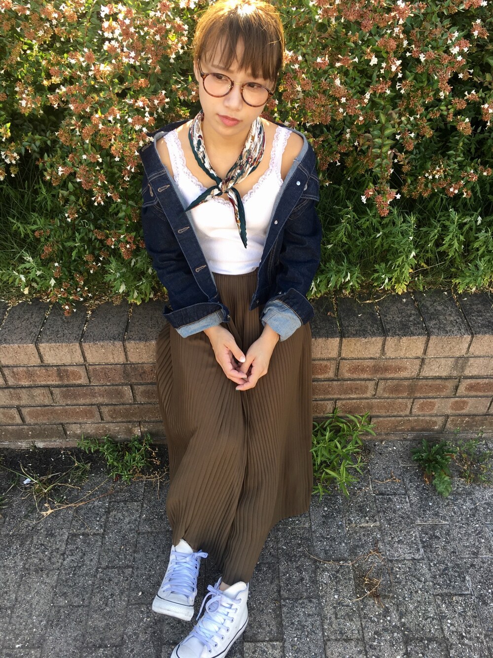 「UNIQLO、ユニクロ、ユニクロコーデ、ユニ女、秋服、秋コーデ、秋、秋カラー、コンバース」｜「UNIQLOのアイテム（ファッション雑貨、グリーン系）」を使った、みきてぃさん（レディース・155cm）の秋コーディネートの1枚目の写真