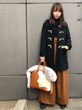 「ハイウエストパンツ」｜「アイテム（ダッフルコート）」を使った、みきてぃさん（レディース・155cm）の冬コーディネート