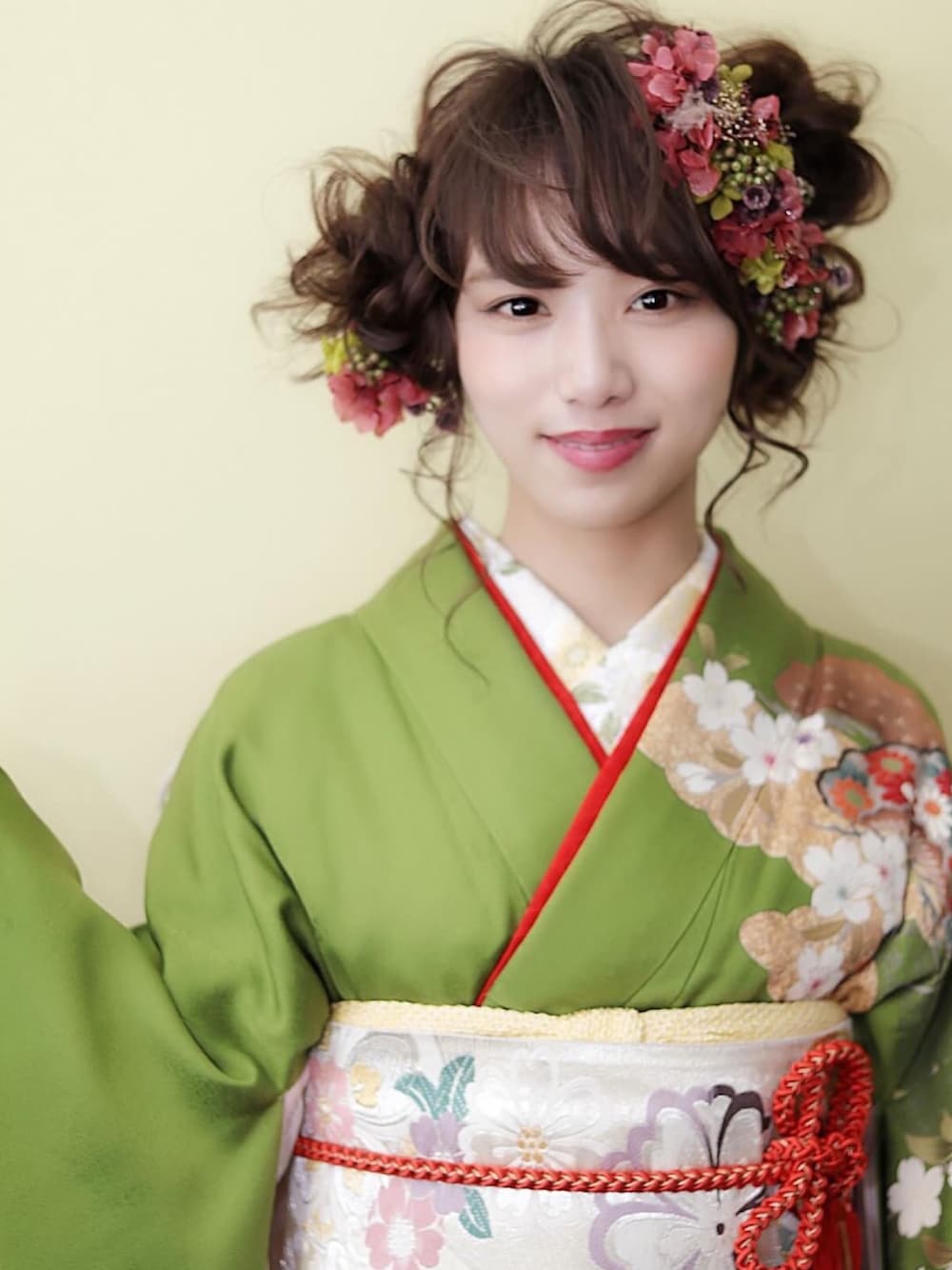 「あけましておめでとうございます！、振袖、振袖 成人式、お正月、今年もよろしくお願いします、新年一発目、2018、初詣、元旦、成人式」｜「backstyle📸のアイテム（浴衣、グリーン系）」を使った、みきてぃさん（レディース・155cm）の冬コーディネートの1枚目の写真