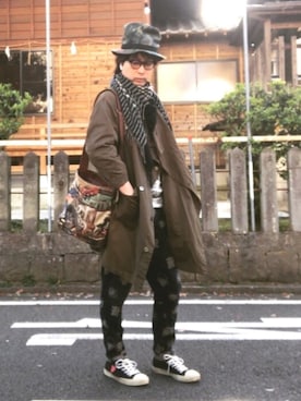 「mercibeaucoup,（メルシーボークー）のアイテム（トレンチコート）」を使った、hiro🐾さん（メンズ・178cm）の春コーディネート
