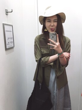 Cheryl Lim Yj使用（UNDERCOVER）的時尚穿搭