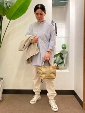 「FORK&SPOON」｜「アイテム（スウェットパンツ）」を使った、浪口　絵美さん（レディース・164cm）の秋コーディネート