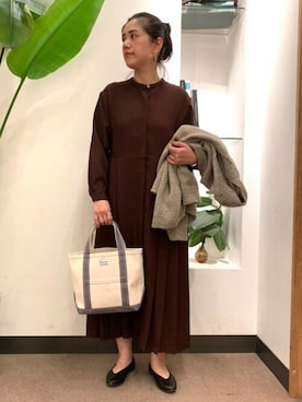 「orcival」｜「アイテム（その他）」を使った、emiinamiiさん（レディース・164cm）の秋コーディネート