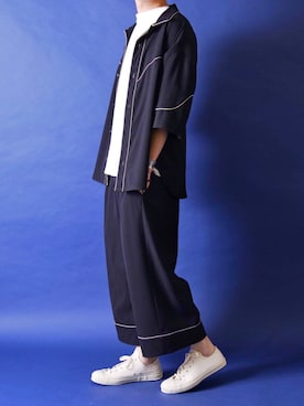 「CASPER JOHN（キャスパージョン）のアイテム（シャツ/ブラウス、ブラック系）」を使った、みぎたさん（メンズ・178cm）の春コーディネート