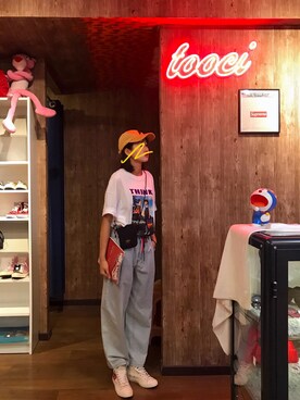 「盐系风格」｜「アイテム（キャップ）」を使った、贰玖八さん（レディース・167cm）の秋コーディネート