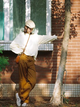 「UNIQUE（ユニーク）のアイテム」を使った、贰玖八さん（レディース・168cm）の秋コーディネート