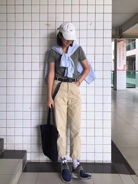 「UNIQUE（ユニーク）のアイテム」を使った、贰玖八さん（レディース・168cm）の秋コーディネート