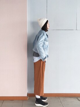 「UNIQUE（ユニーク）のアイテム」を使った、贰玖八さん（レディース・169cm）の秋コーディネート