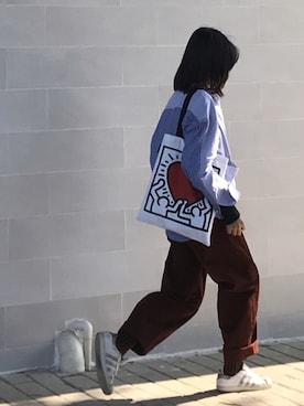 「盐系风格」｜「アイテム（チノパンツ）」を使った、贰玖八さん（レディース・169cm）の冬コーディネート